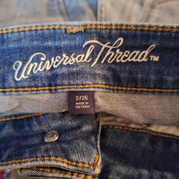 Universal Thread Blue Jean Shorts - Picture 5 of 9